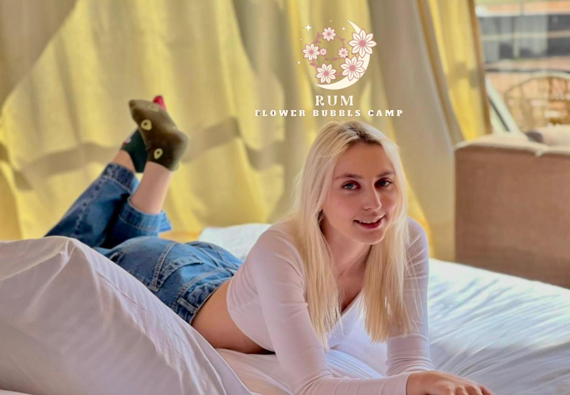 Rum Flower Bubbles Luxury Camp Wadi Rum Bagian luar foto
