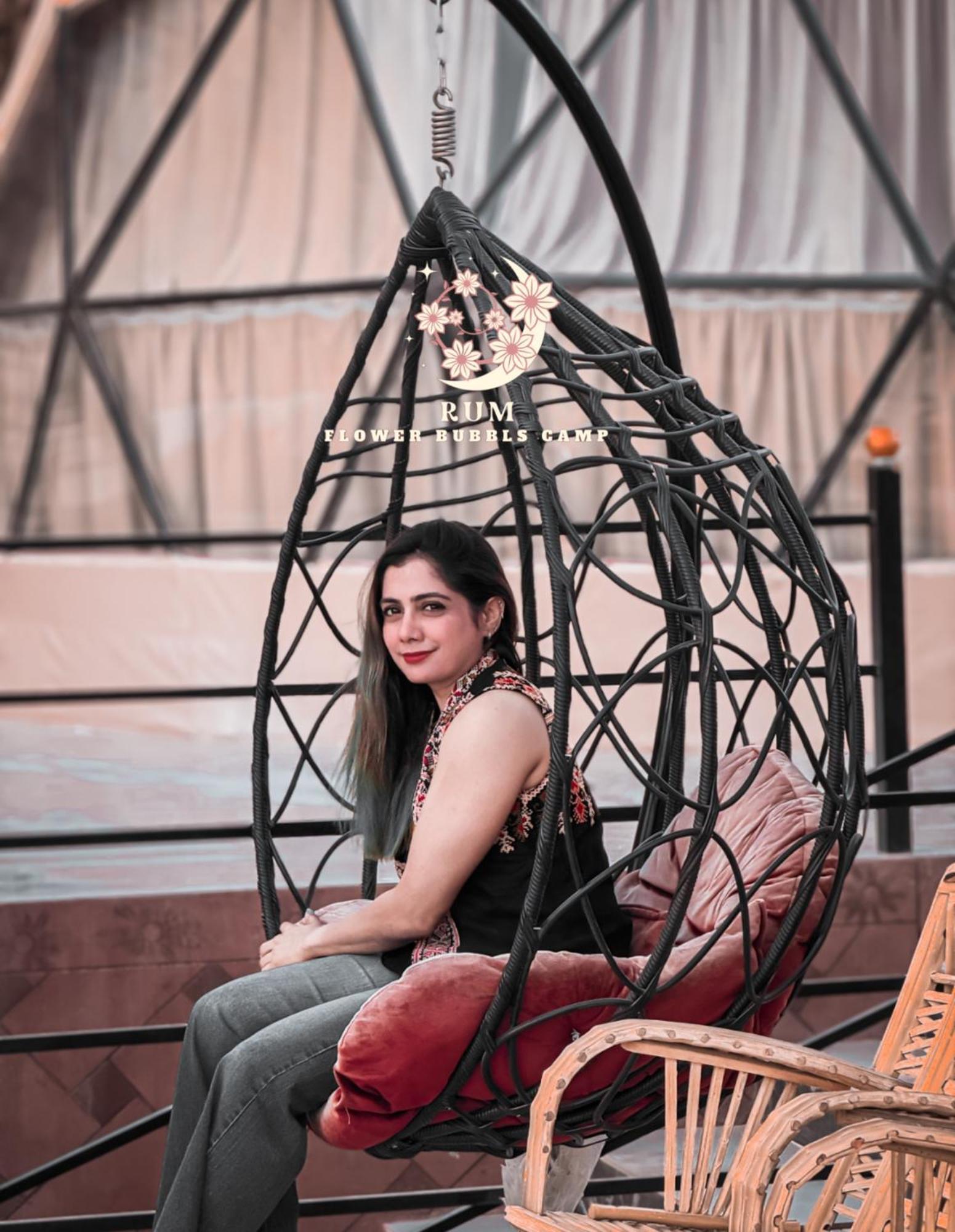 Rum Flower Bubbles Luxury Camp Wadi Rum Bagian luar foto